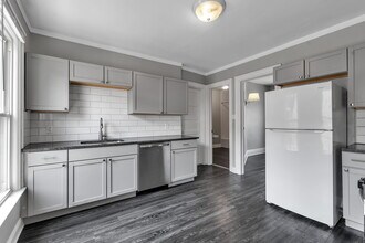 Building Photo - 36 Callodine Ave