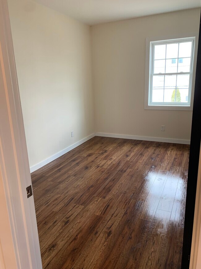 79 Dwight St 79 Dwight St New Britain CT 06051 Apartment Finder