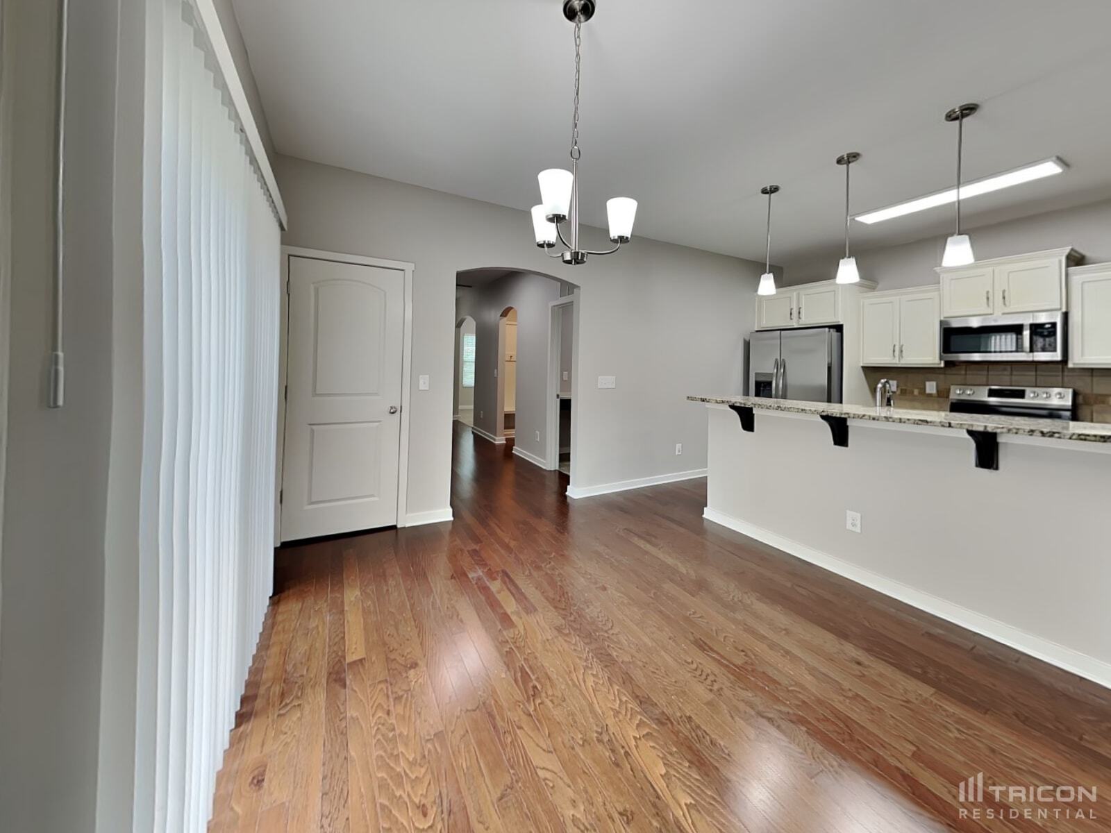 Building Photo - 930 Corvus Ct