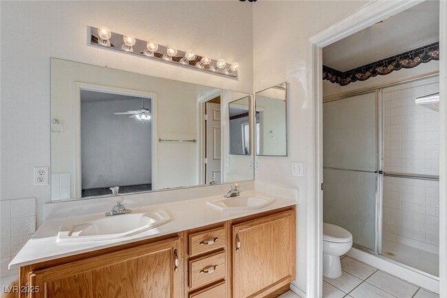 Building Photo - 114 E Tamarack Dr