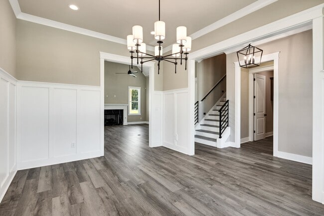 Building Photo - 5046 Jon Oak Dr