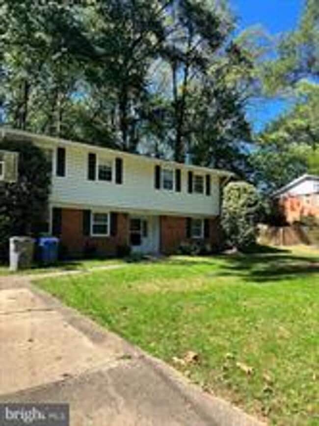 Building Photo - 3900 Ivydale Dr