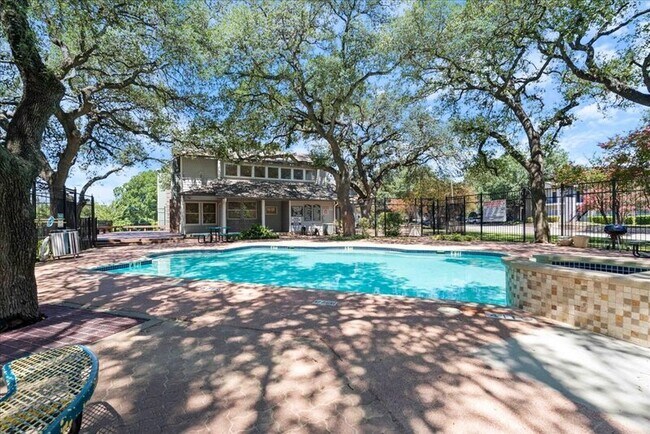 Building Photo - 12166 Metric Blvd