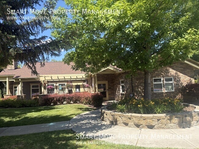 Building Photo - 2234 S Shoshone St
