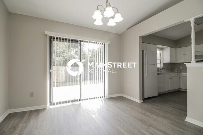 Building Photo - 4 Bedroom Pet-Friendly Home in Deltona, FL with Main Street Renewal
