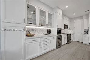 Building Photo - 1033 Eucalyptus Dr