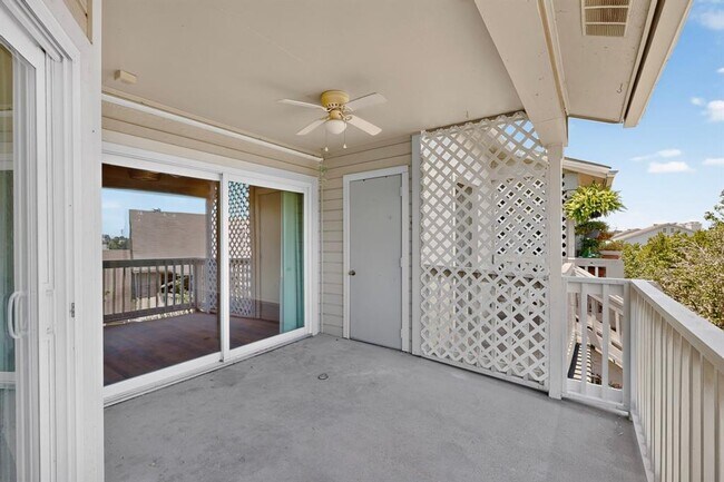 Building Photo - 2450 Wickersham Ln