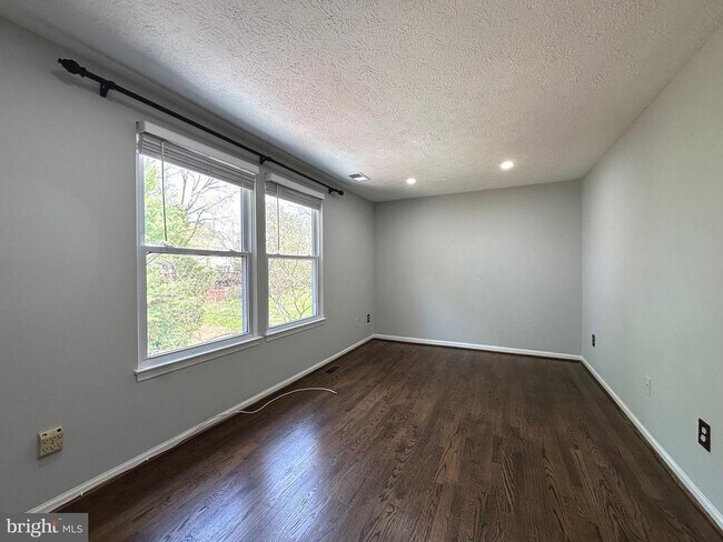 Building Photo - 14632 Stone Crossing Ct