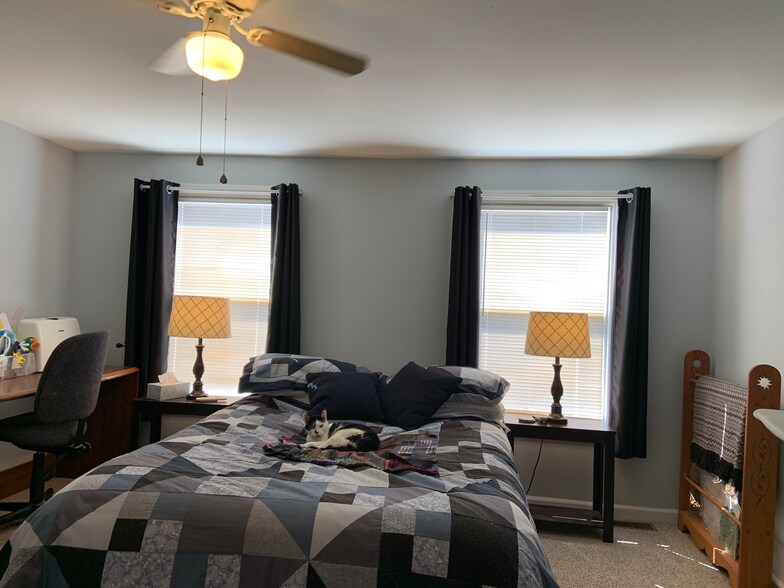 Building Photo - 3732 Falls Rd