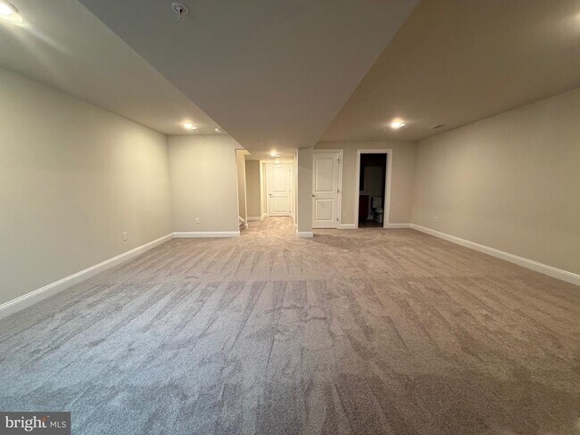 Building Photo - 436 Reagans Ln