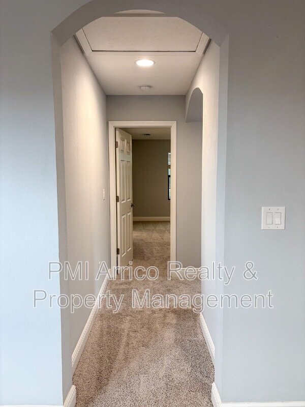 Building Photo - 12860 Satin Lily Dr