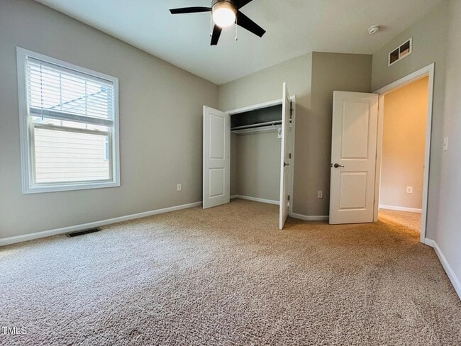 Building Photo - 1129 Pemberly Ave