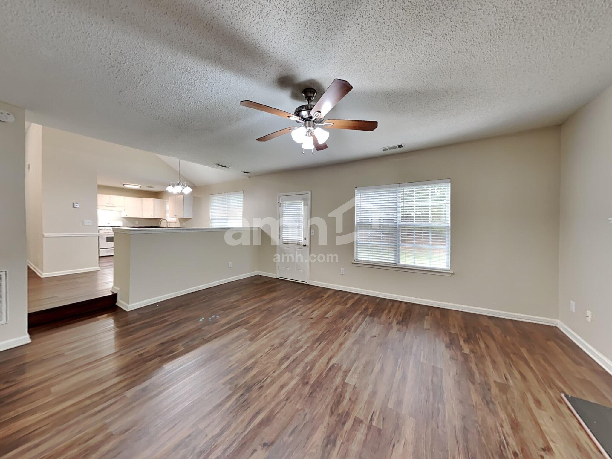 Building Photo - 3321 Metro Way