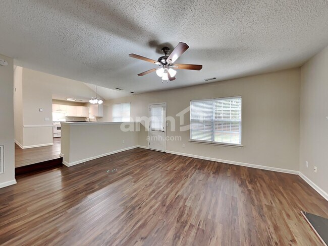 Building Photo - 3321 Metro Way