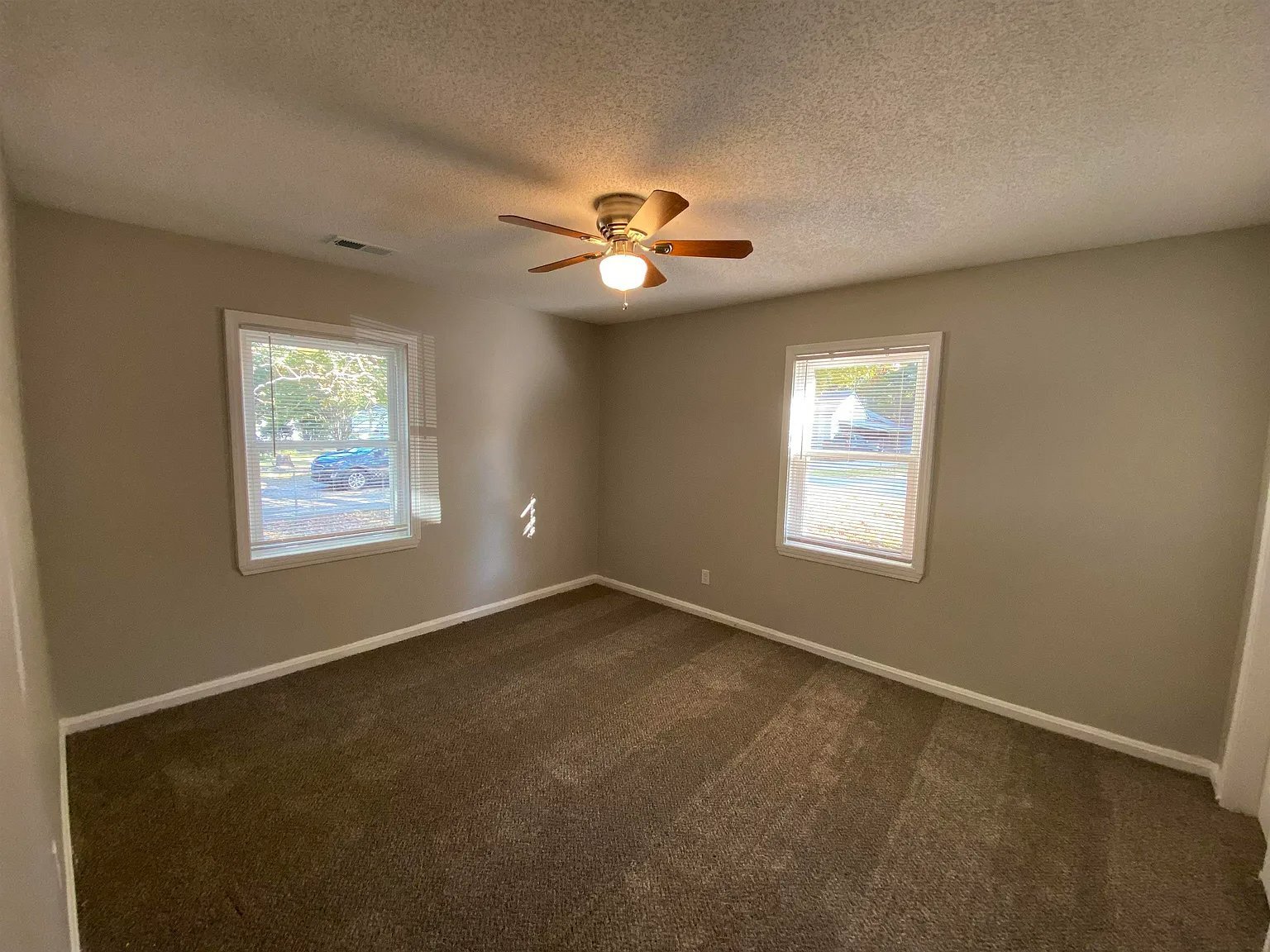 Building Photo - 108 Parkway Dr