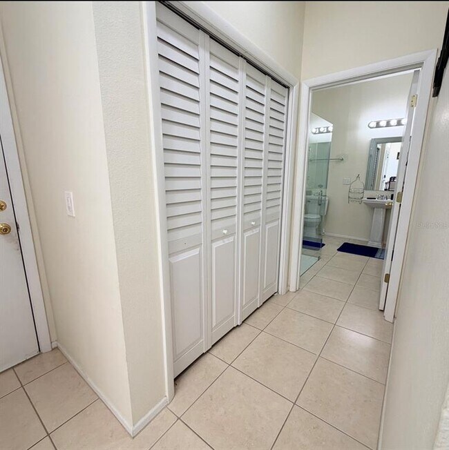 Building Photo - 106 Nazha Dr