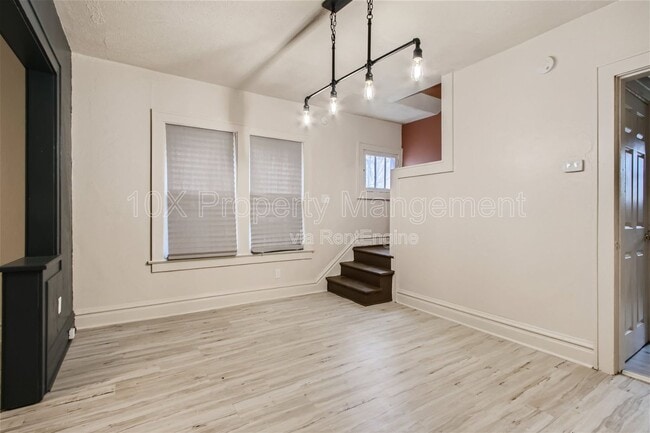 Building Photo - 1097 E 16th Ave