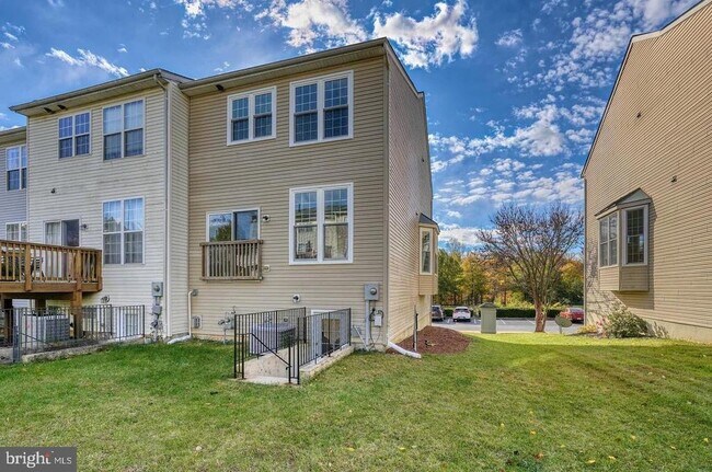 Building Photo - 3506 Connor Pl