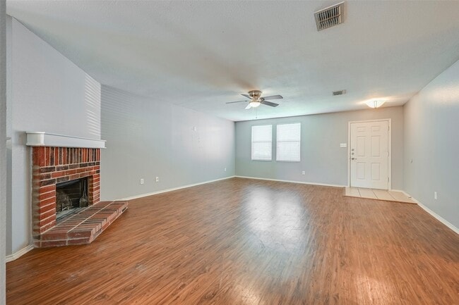 Building Photo - 8406 Beachplum Way