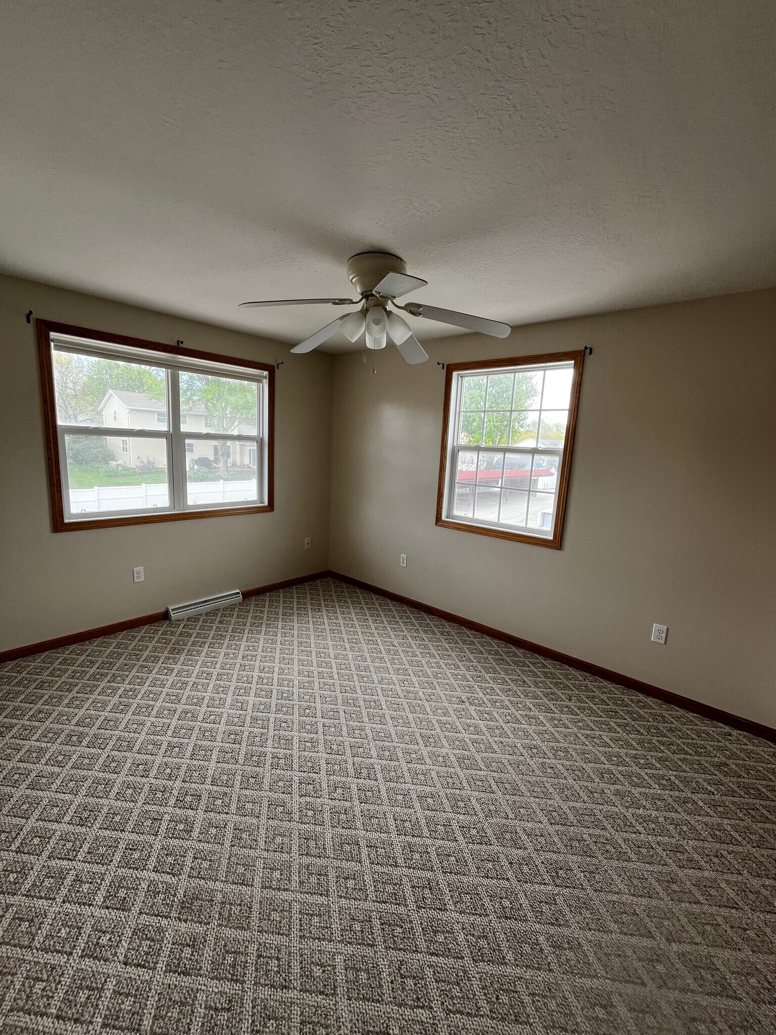 Building Photo - 1157 Yuma Cir NE