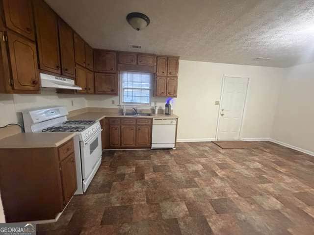 Building Photo - 10312 Canyon Trail
