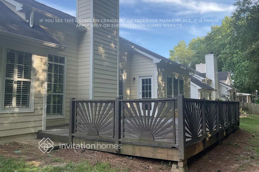 Building Photo - 2094 Corsica Way SW