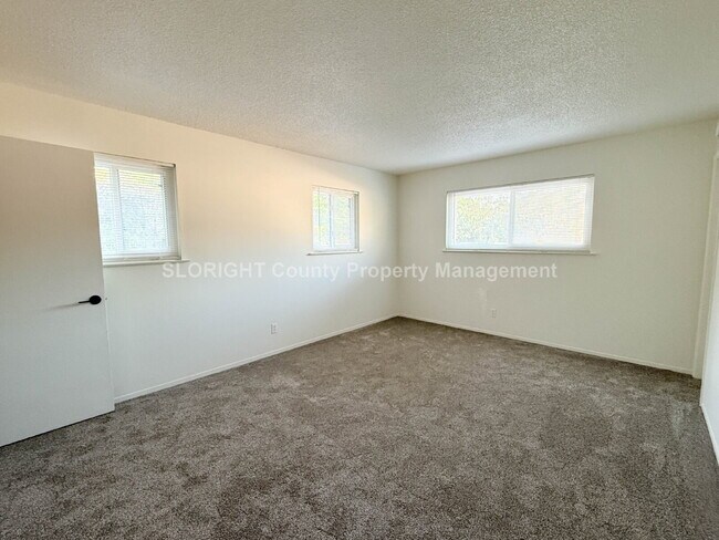 Building Photo - LEASE PENDING -  Spacious 4-Bed, 3-Bath Gem in San Luis Obispo