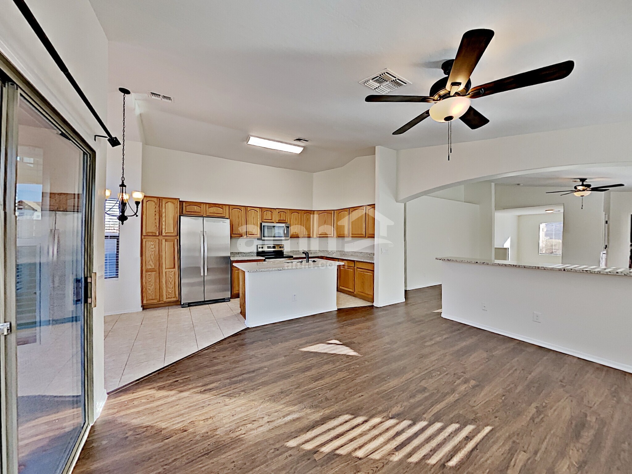 Building Photo - 13830 W Keim Dr