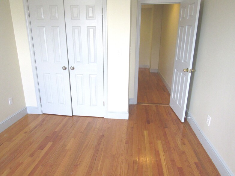 Building Photo - 6 Dorr St