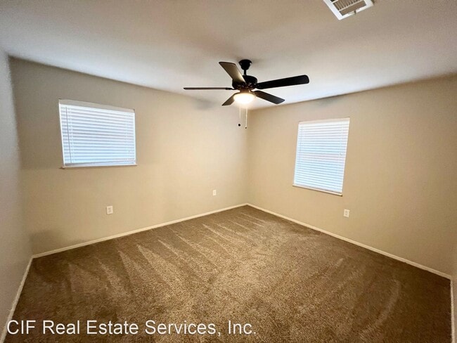 Building Photo - 3 br, 2 bath House - 3407 Oakridge Ln.