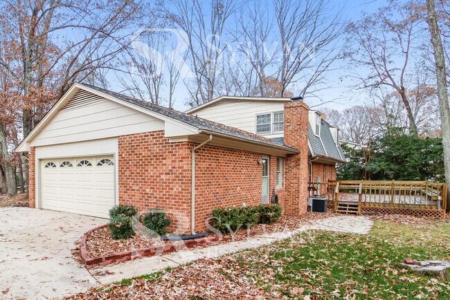 Building Photo - Beautiful 5BR home in North High Point!