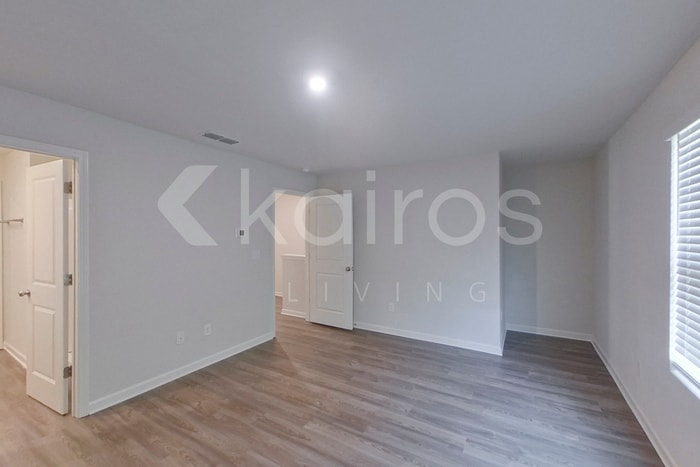 Building Photo - 373 Ironwood Ct