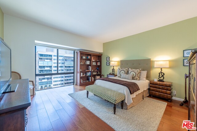 Building Photo - 10445 Wilshire Blvd