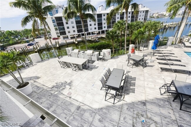 Building Photo - 400 Flagship Dr