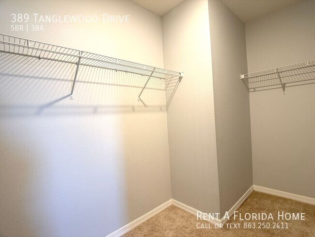 Building Photo - 389 Tanglewood Dr