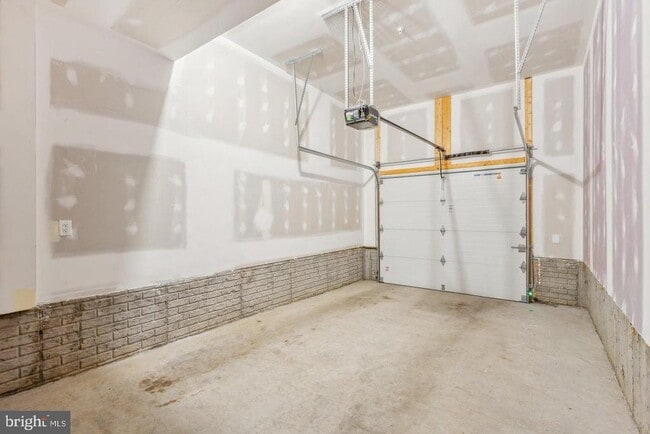 Building Photo - 7454 Backett Wood Ter