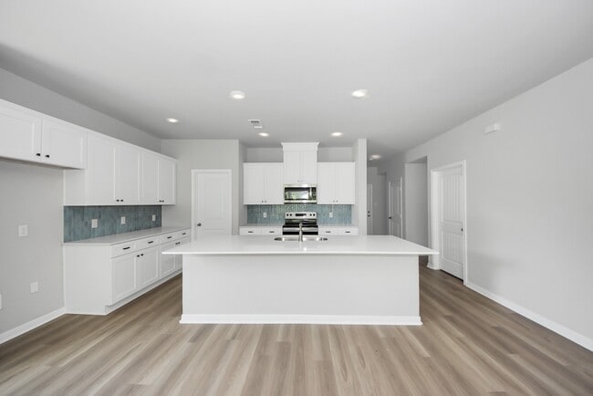 Building Photo - 638 Stovall Dr