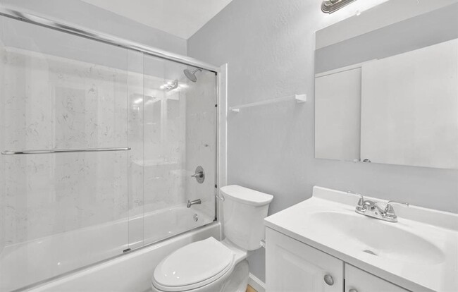 Building Photo - Gorgeous 2 Bed, 1 Bath Condo in Vallejo --...