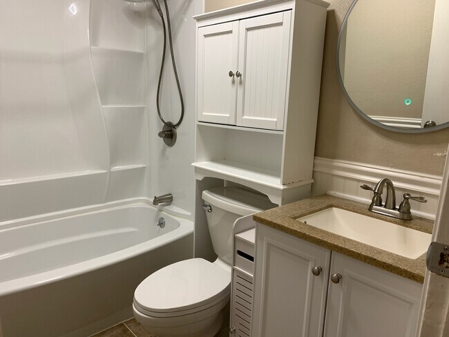 Building Photo - 911 Shelduck Ct