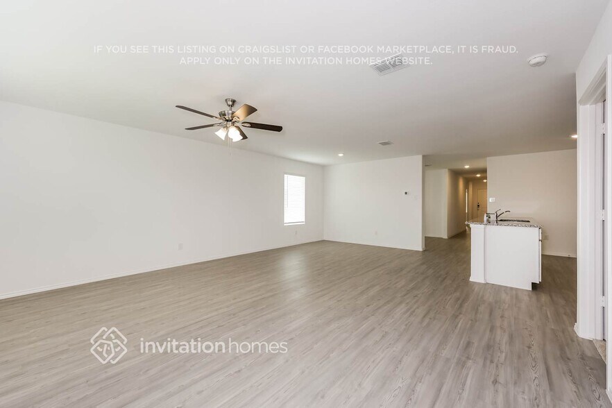 Building Photo - 4060 Mountain Meadow Rd