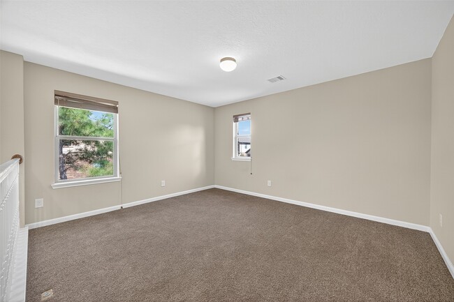 Building Photo - 16506 Lanesborough Dr