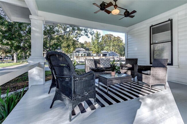 Building Photo - 1201 S Palmetto Ave