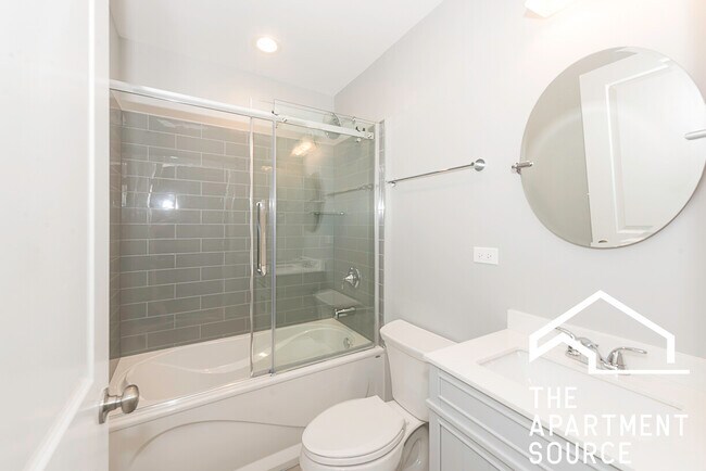 Building Photo - 4117 S Michigan Ave