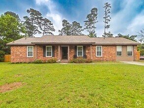 Building Photo - 3 Bed 2 Bath with a POOL in Martinez!