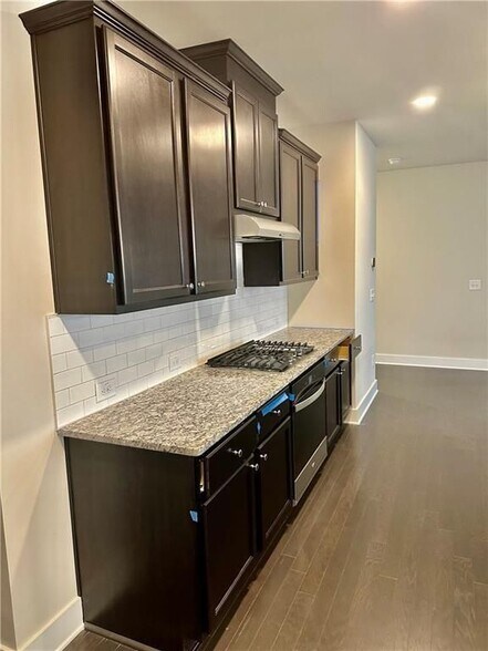 Building Photo - 1225 Waldon Xing