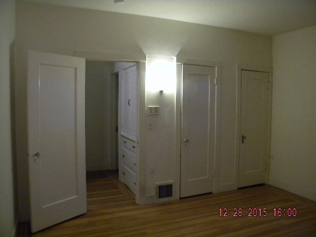 Building Photo - PLEASE TEXT FOR A PRIVATE SHOWING 334-513-7595