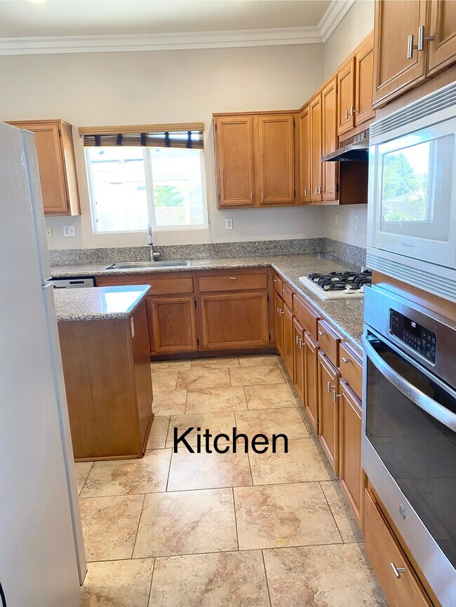 Building Photo - 6565 Cordierite Ct