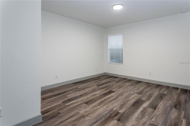 Building Photo - 2242 Fernwood St