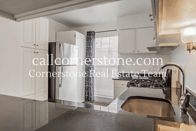 Building Photo - 3510 Parkmoor Village Dr