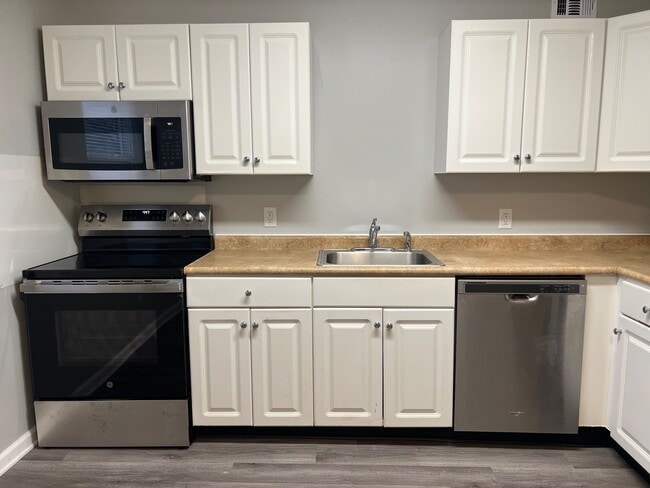Alt. Kitchen View - Waterglen Apartments